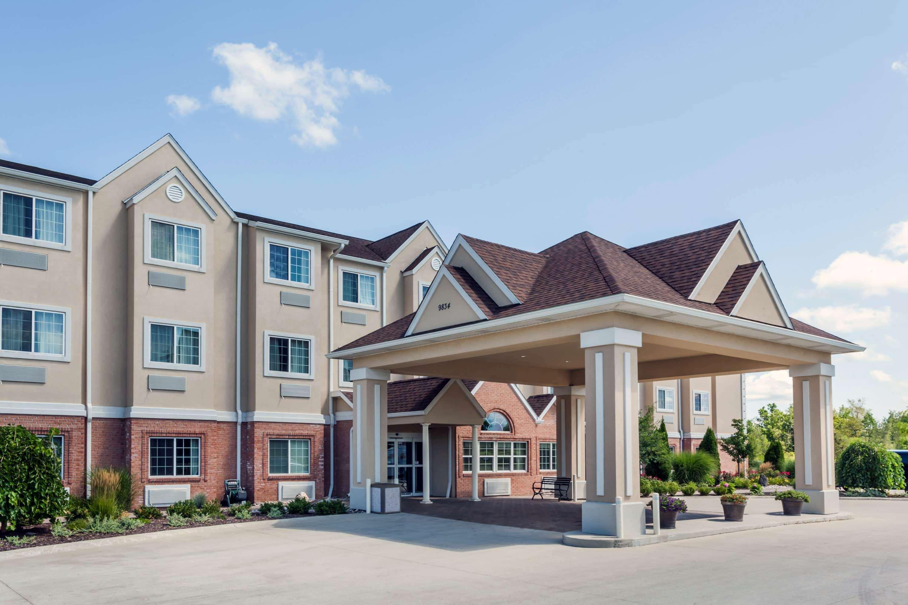 Microtel Inn & Suites By Wyndham Michigan City Exterior foto