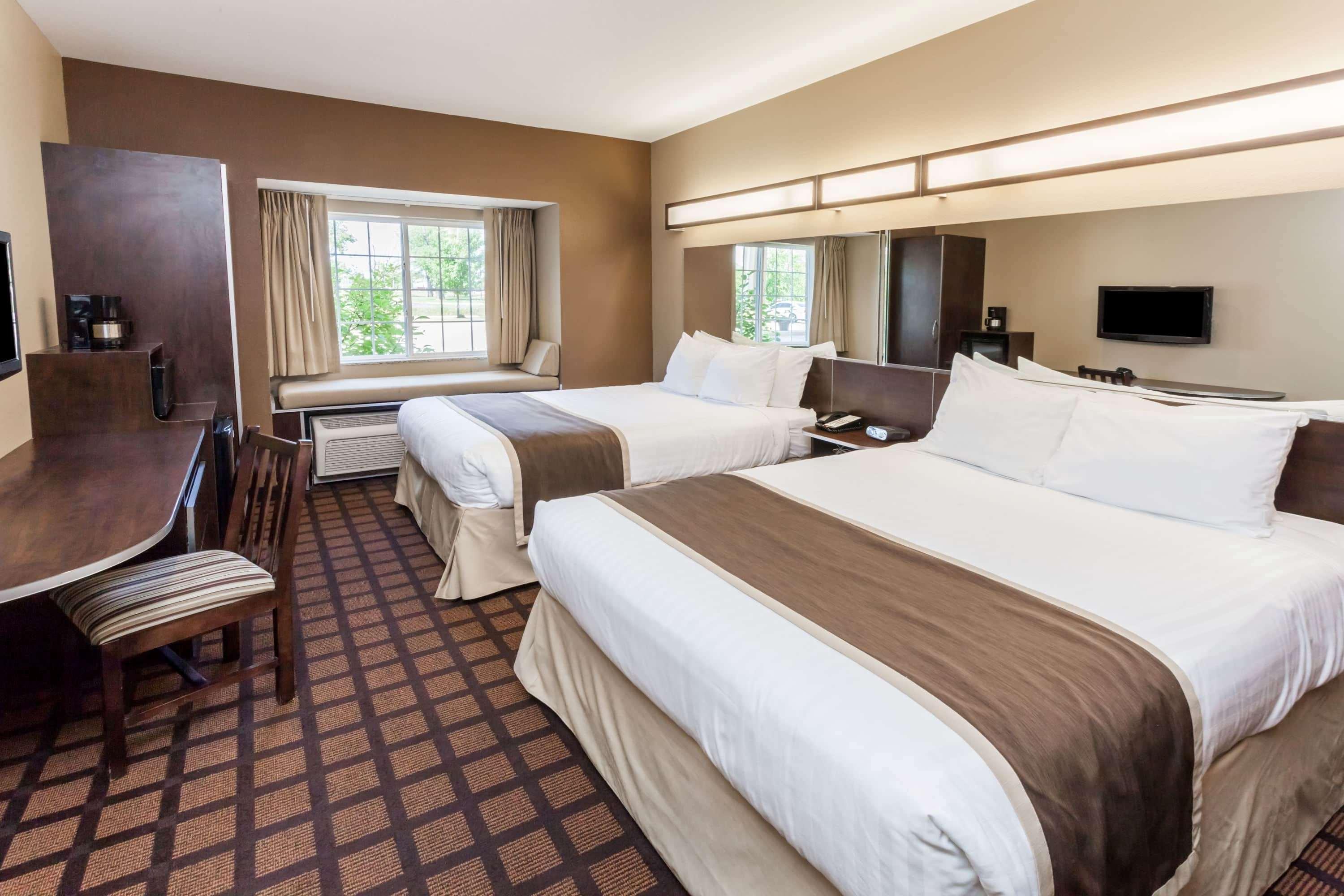 Microtel Inn & Suites By Wyndham Michigan City Exterior foto